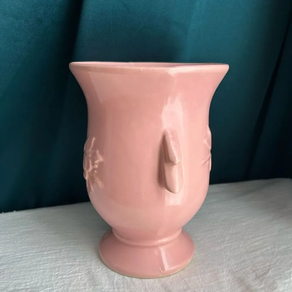 McCoy 40s Pink Cardinal Song Bird Holly Berry Large Vase